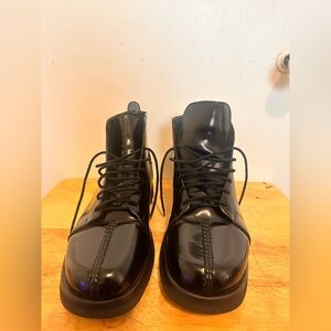 Cole Haan Glossy Black Leather Stitched Lace-up Boots Size 11 made in Brazil